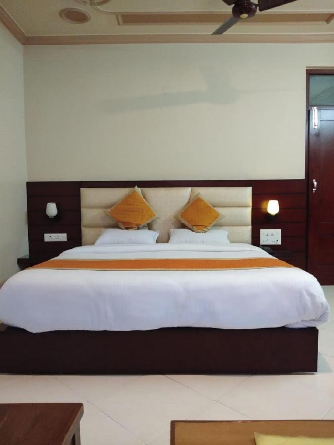 Hotel Samrat Rajasthan Hanumangarh Bagian luar foto